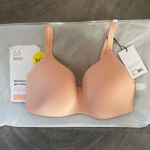 Knix WingWoman Contour Bra Size 4